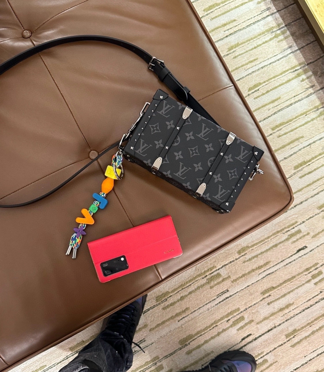 Louis Vuitton Accessories KC828012