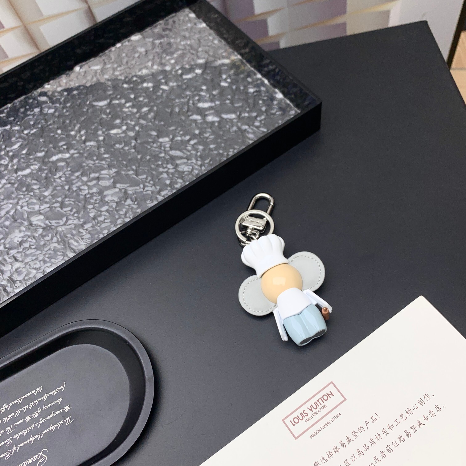 Louis Vuitton Accessories KC828004