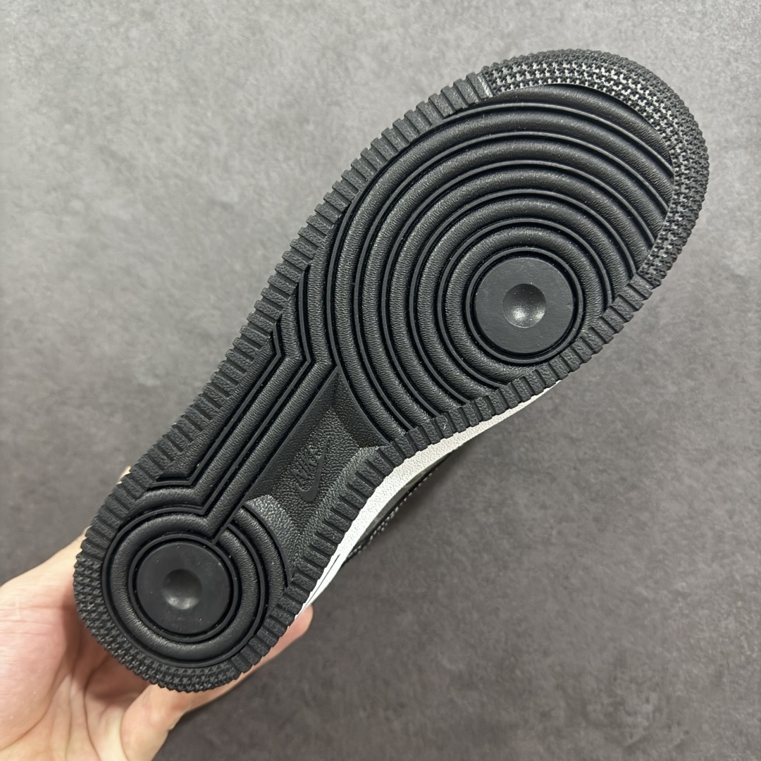 Nike Sneakers SH528347