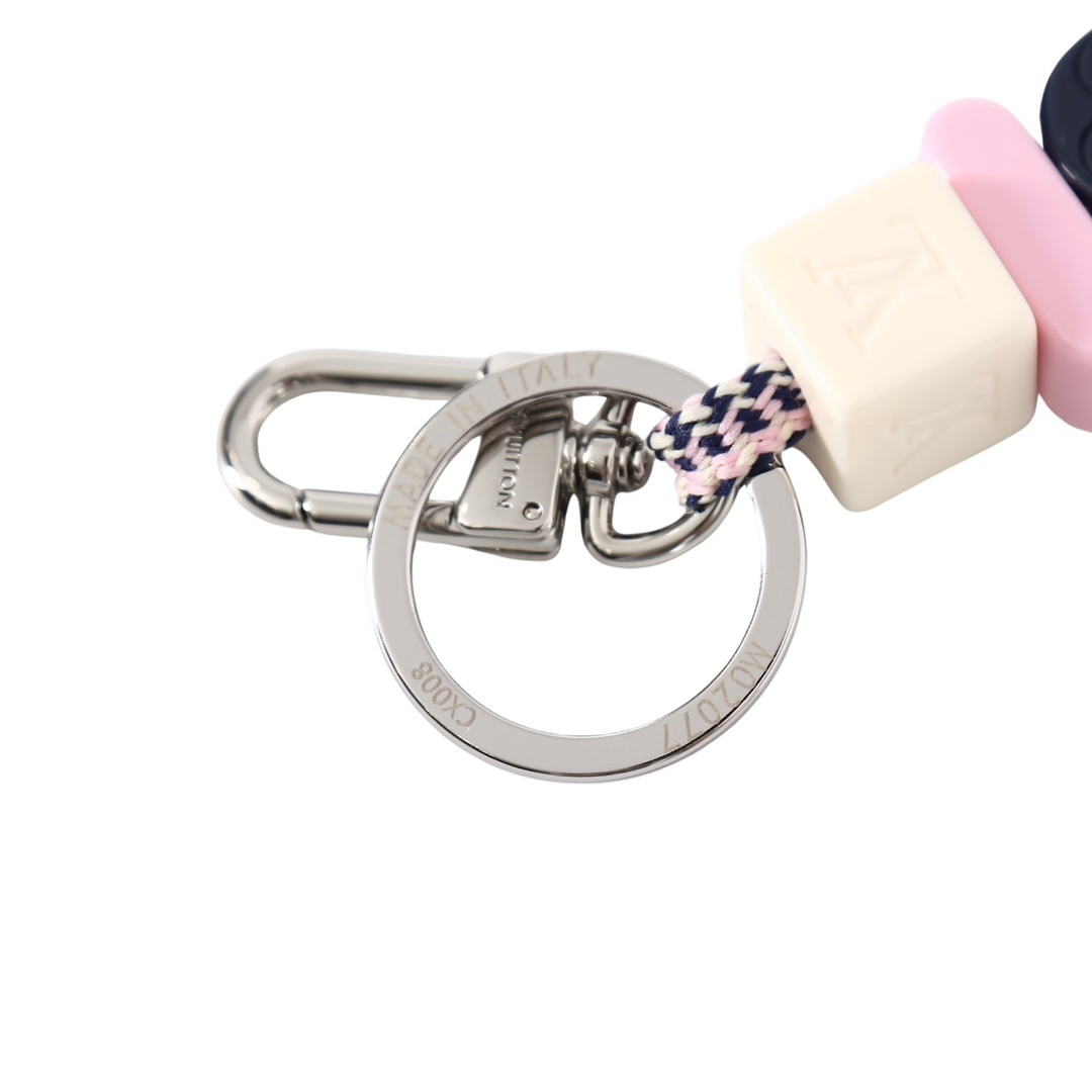 Louis Vuitton Accessories KC828016