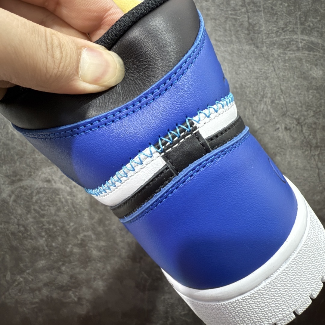 Nike Sneakers SH528401