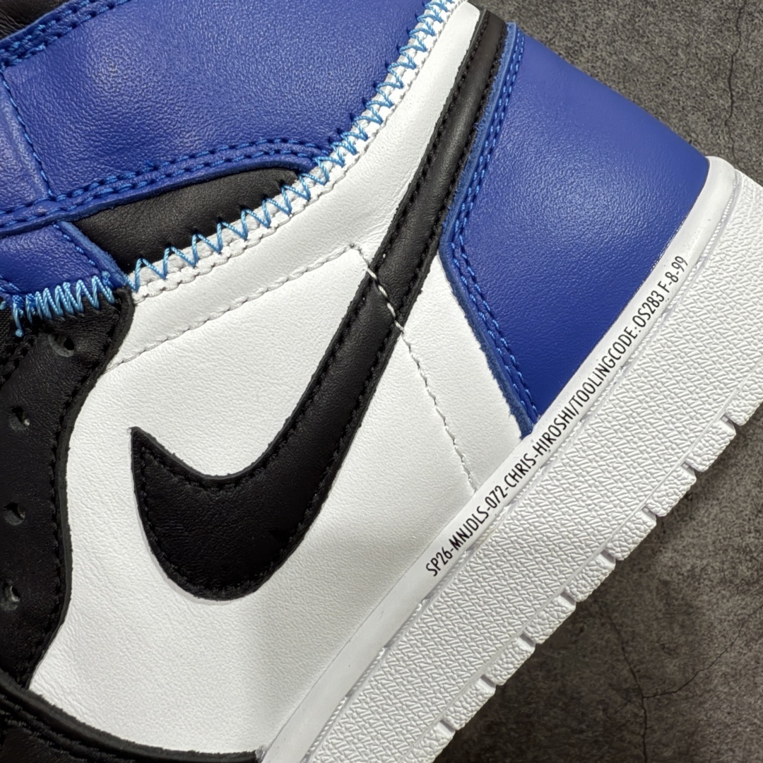 Nike Sneakers SH528401