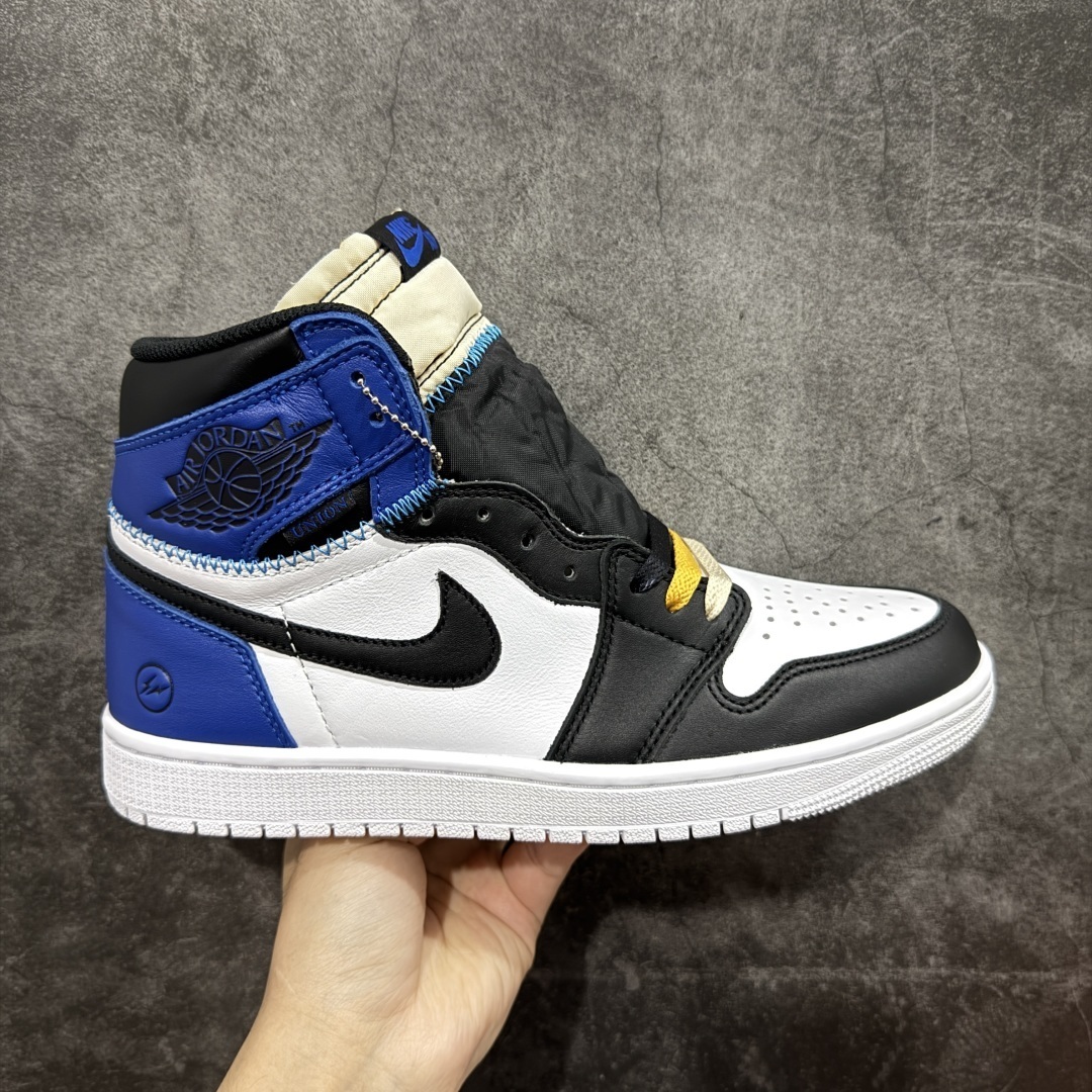 Nike Sneakers SH528401
