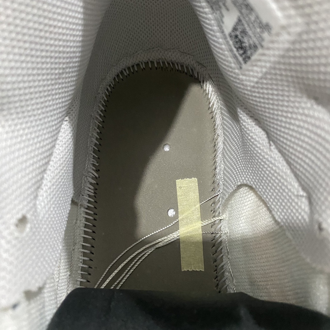 Nike Sneakers SH528408