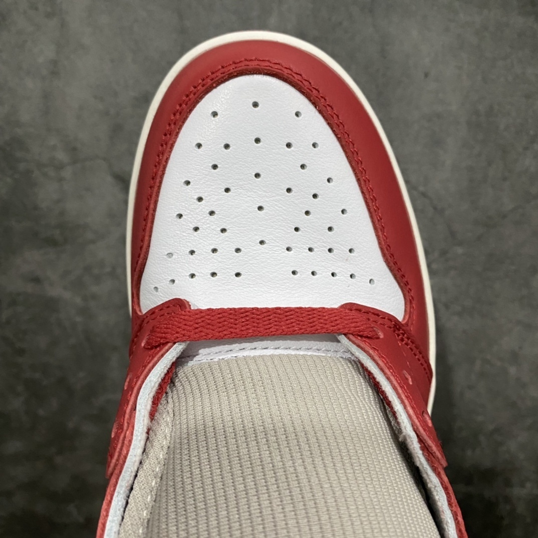 Nike Sneakers SH528405