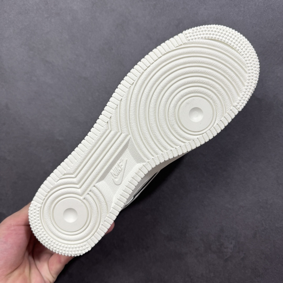 Nike Sneakers SH528337