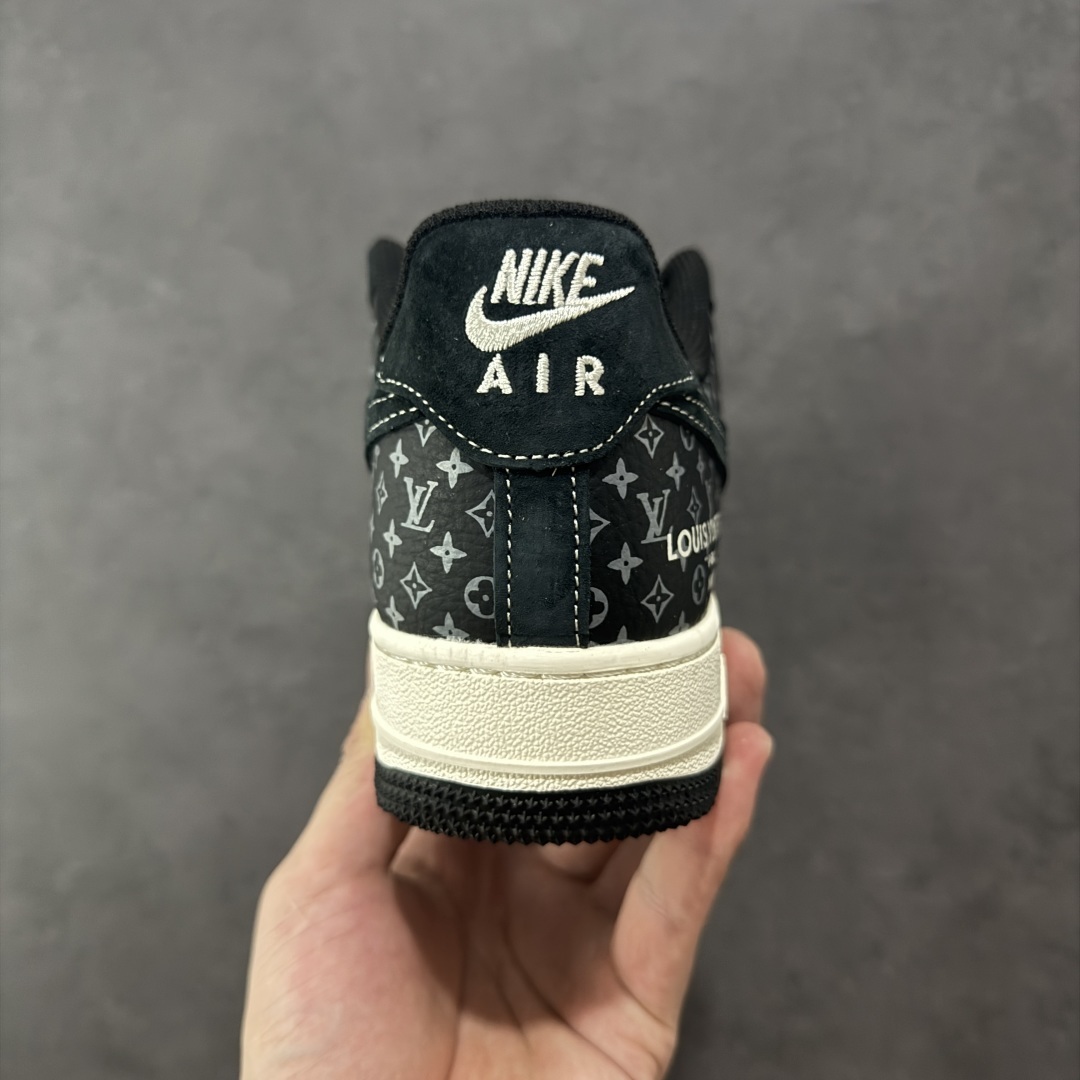 Nike Sneakers SH528345