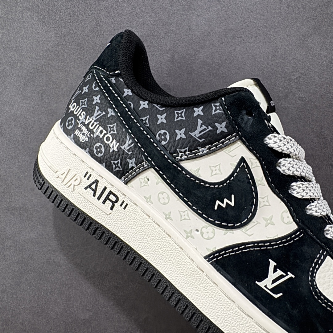 Nike Sneakers SH528345