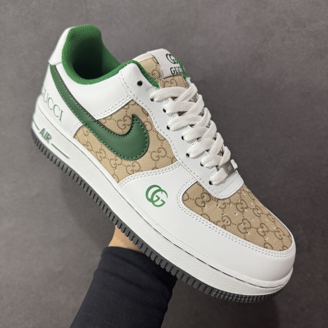 Nike Sneakers SH528343