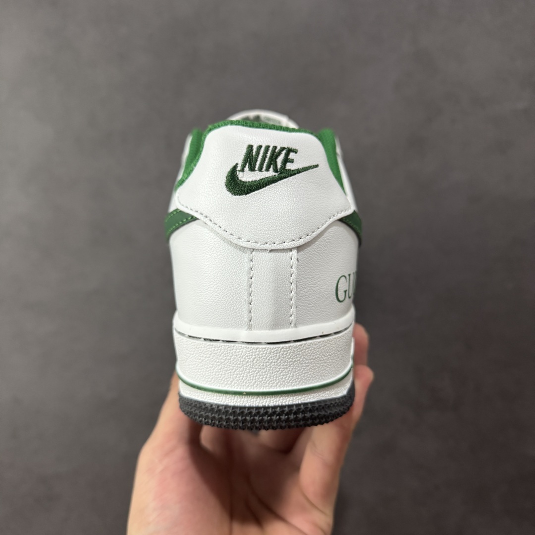 Nike Sneakers SH528343