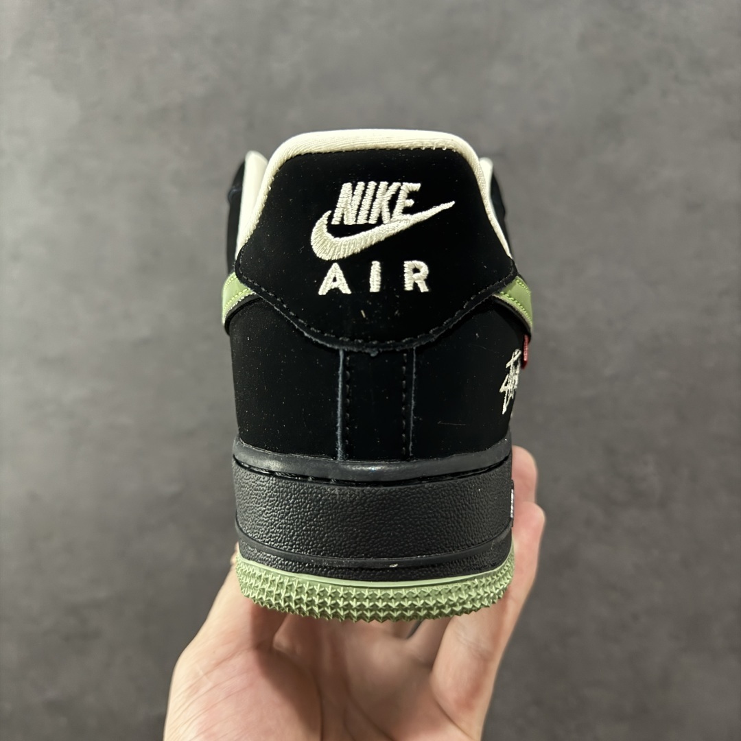 Nike Sneakers SH528352