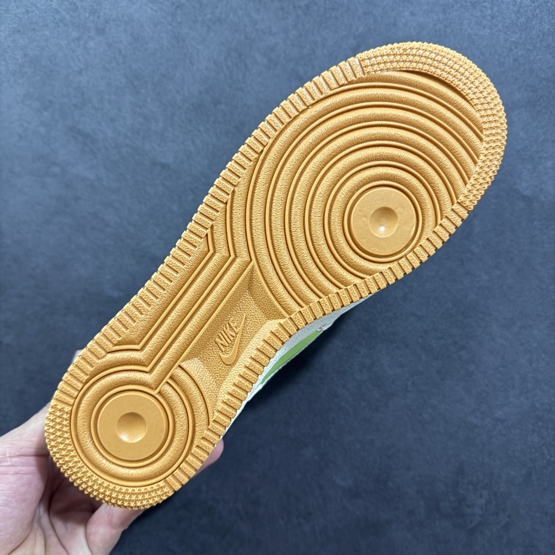 Nike Sneakers SH528351
