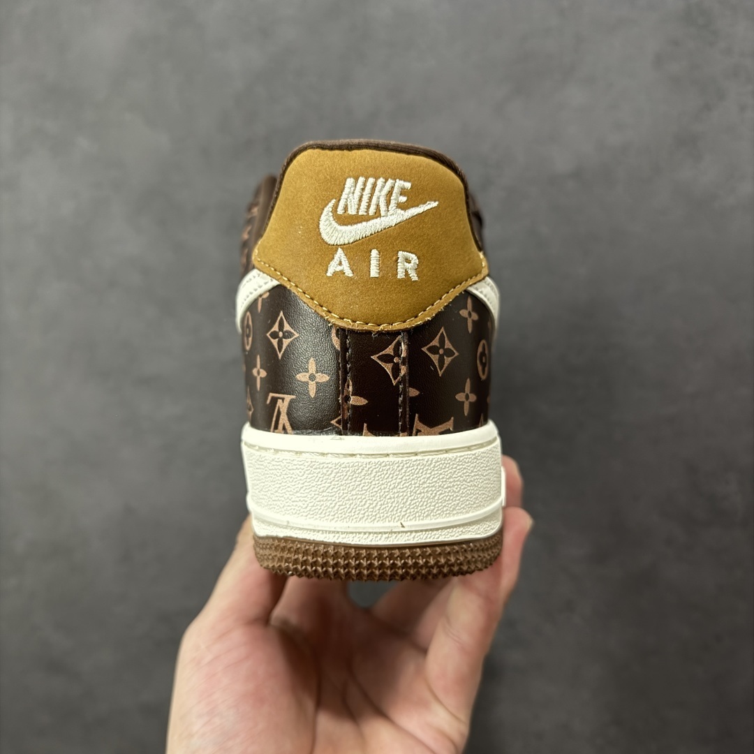 Nike Sneakers SH528340