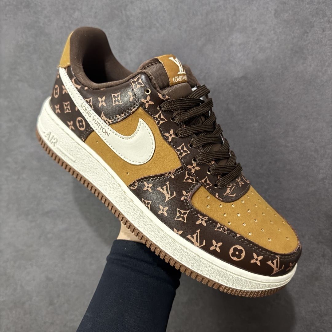 Nike Sneakers SH528340
