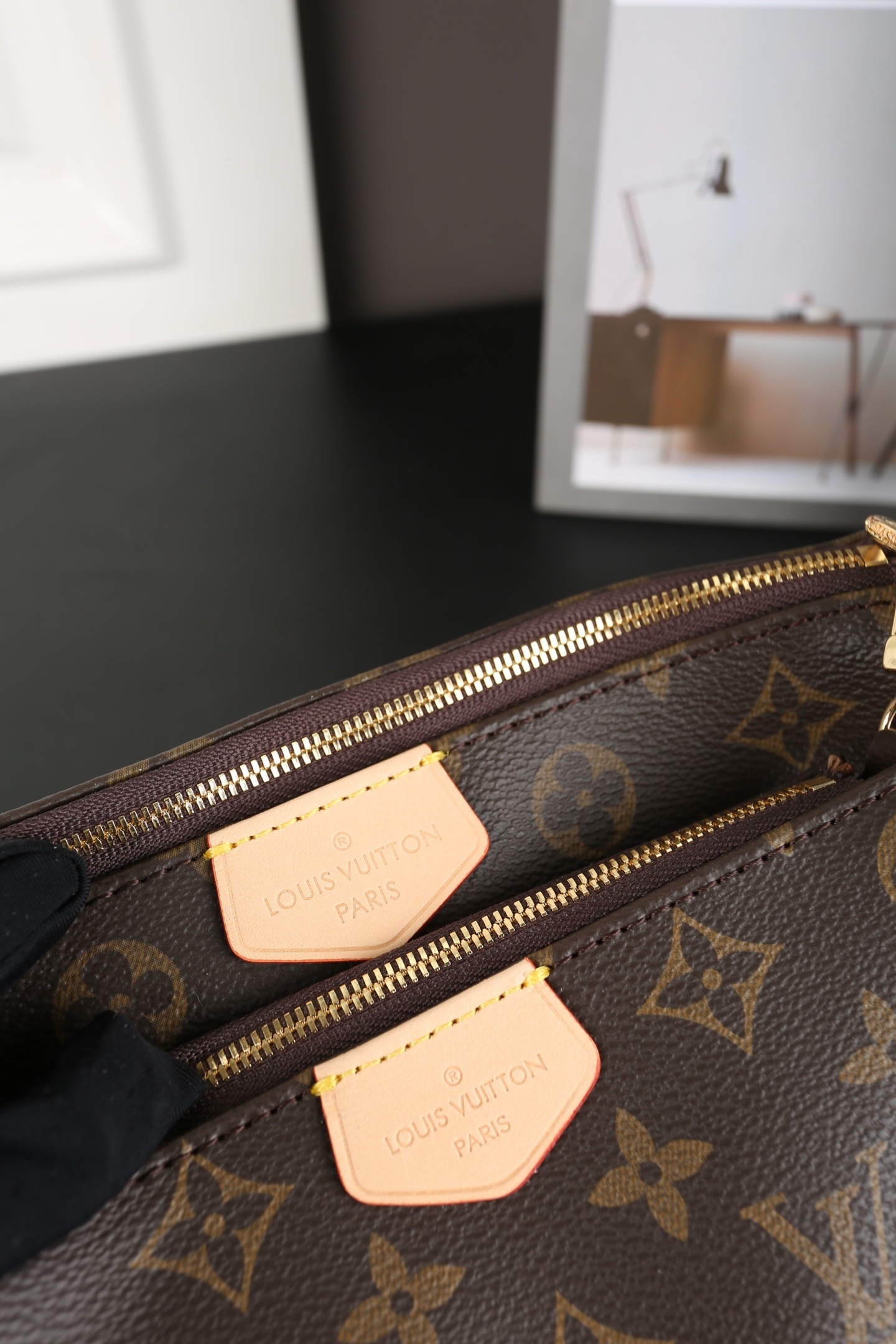 Louis Vuitton Bag BG868001