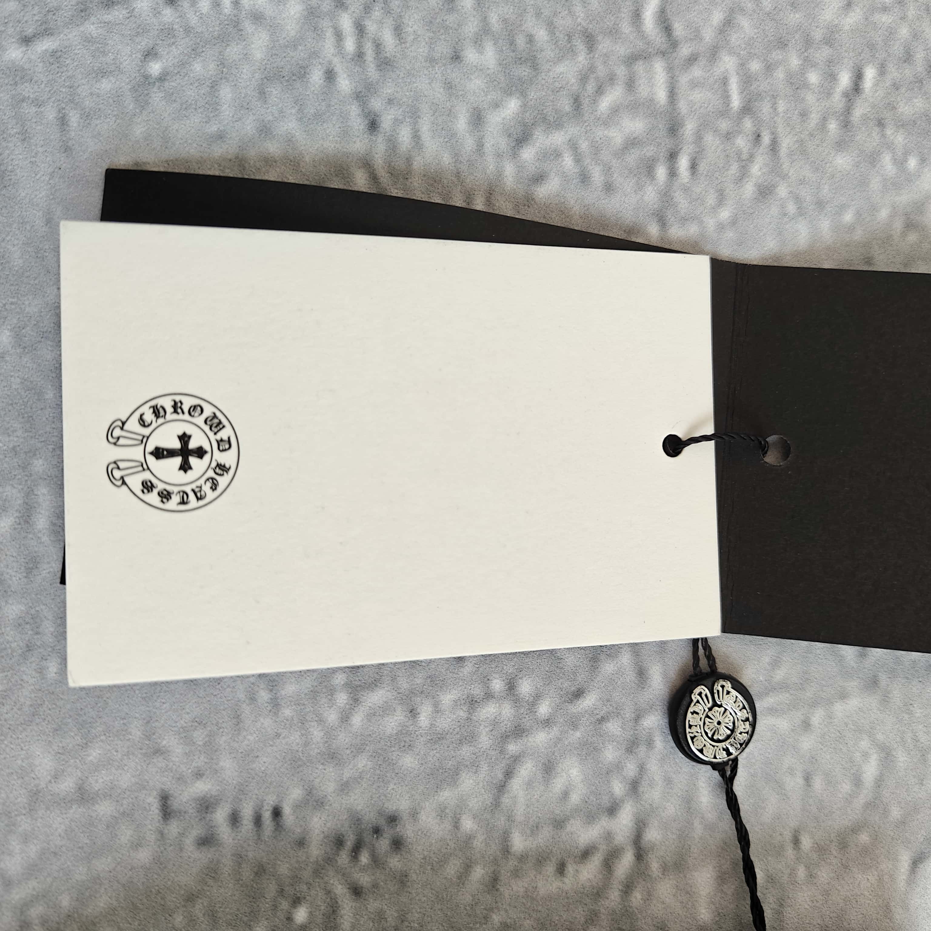 黑紫贴皮涂鸦牛仔裤 - 可 528416（YF）