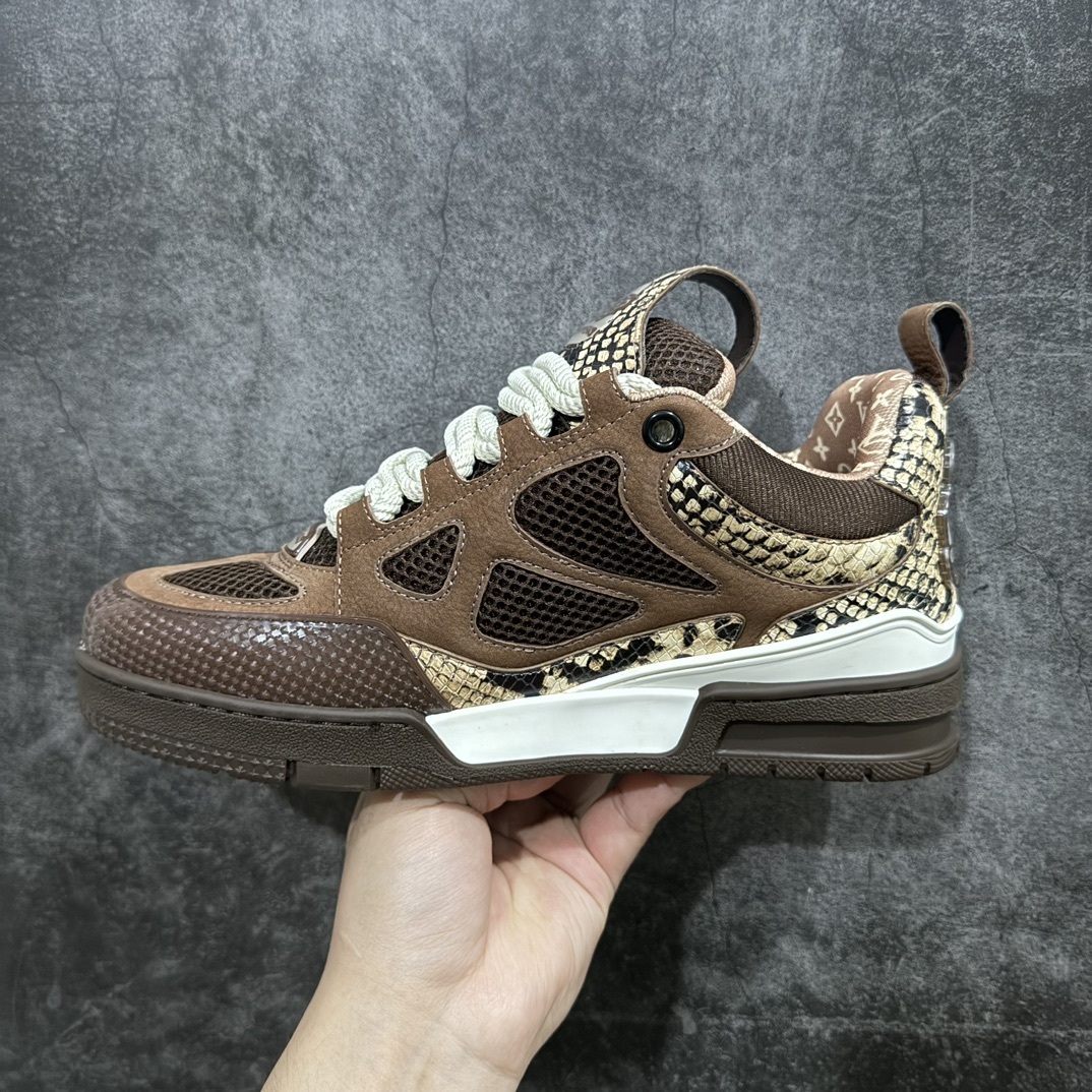 Louis Vuitton Sneakers SH528120