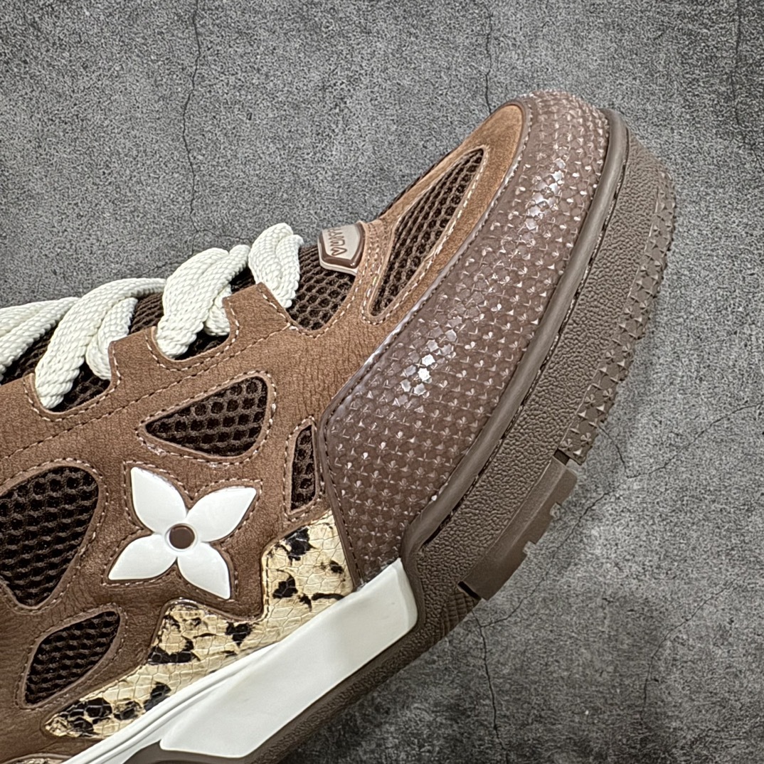 Louis Vuitton Sneakers SH528120