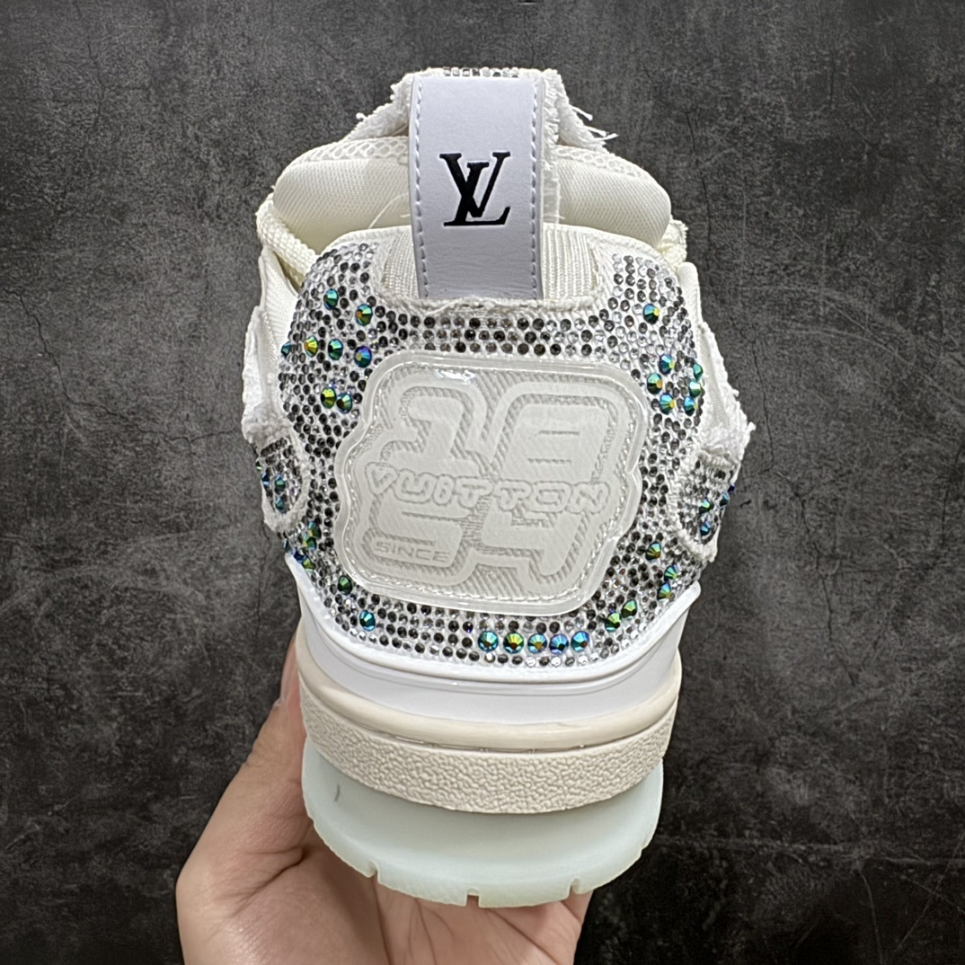 Louis Vuitton Sneakers SH528117