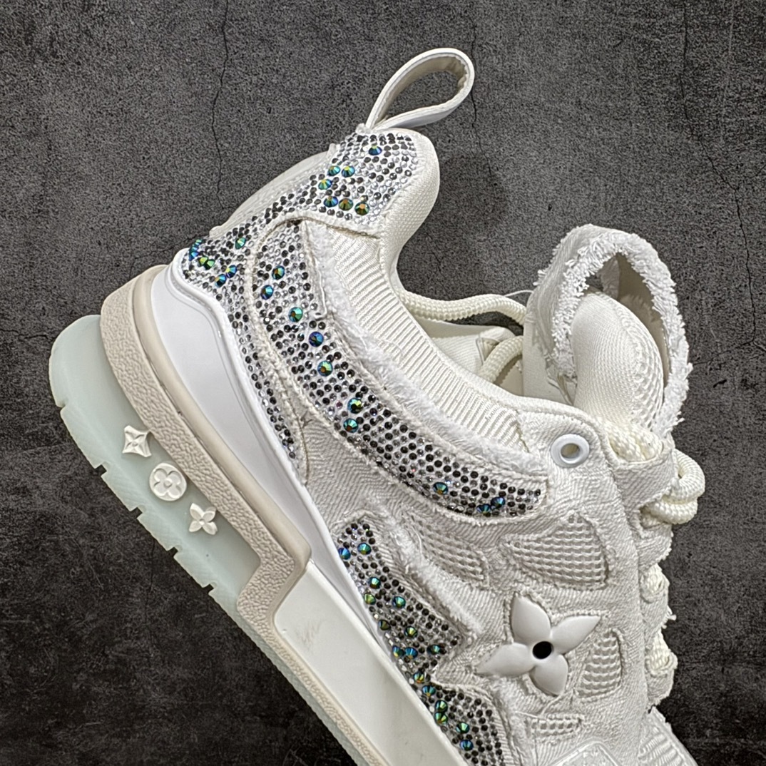 Louis Vuitton Sneakers SH528117