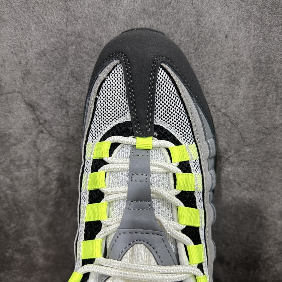 Nike Sneakers SH528012