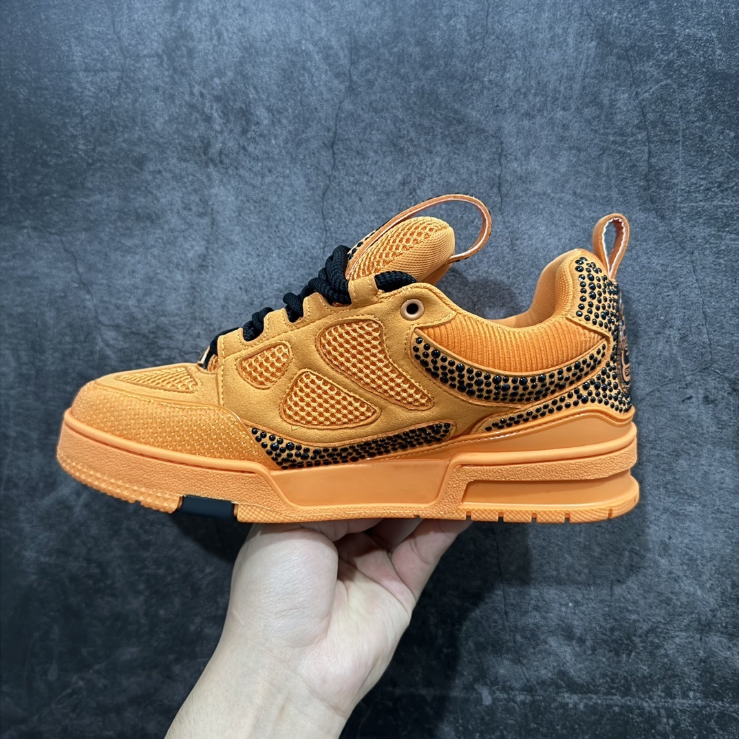 Louis Vuitton Sneakers SH528111