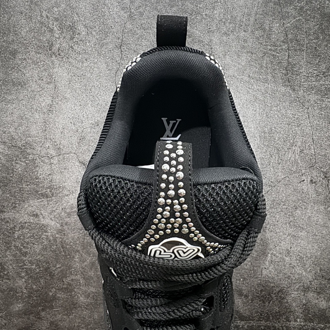 Louis Vuitton Sneakers SH528113