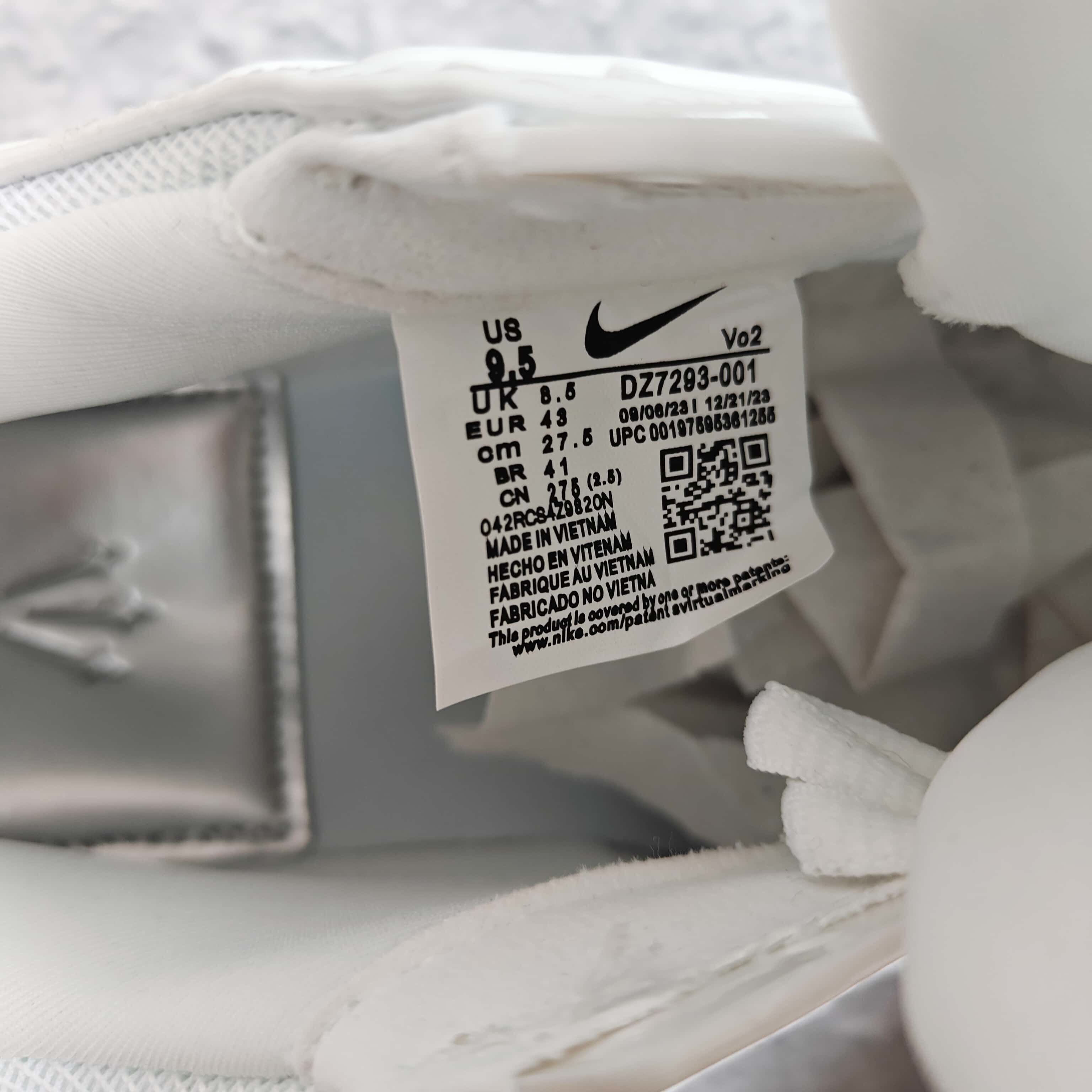 Nike Sneakers SH528005