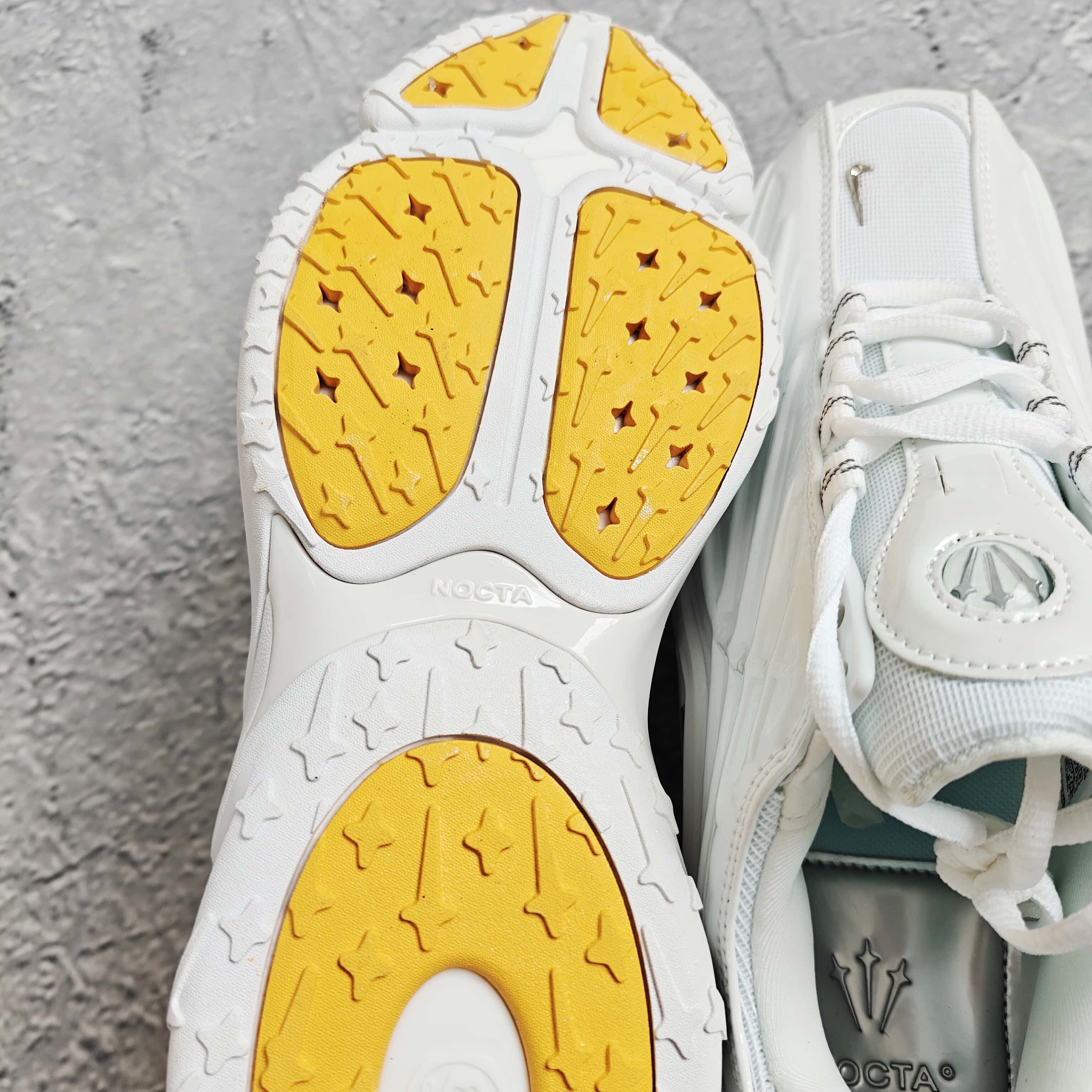 Nike Sneakers SH528005