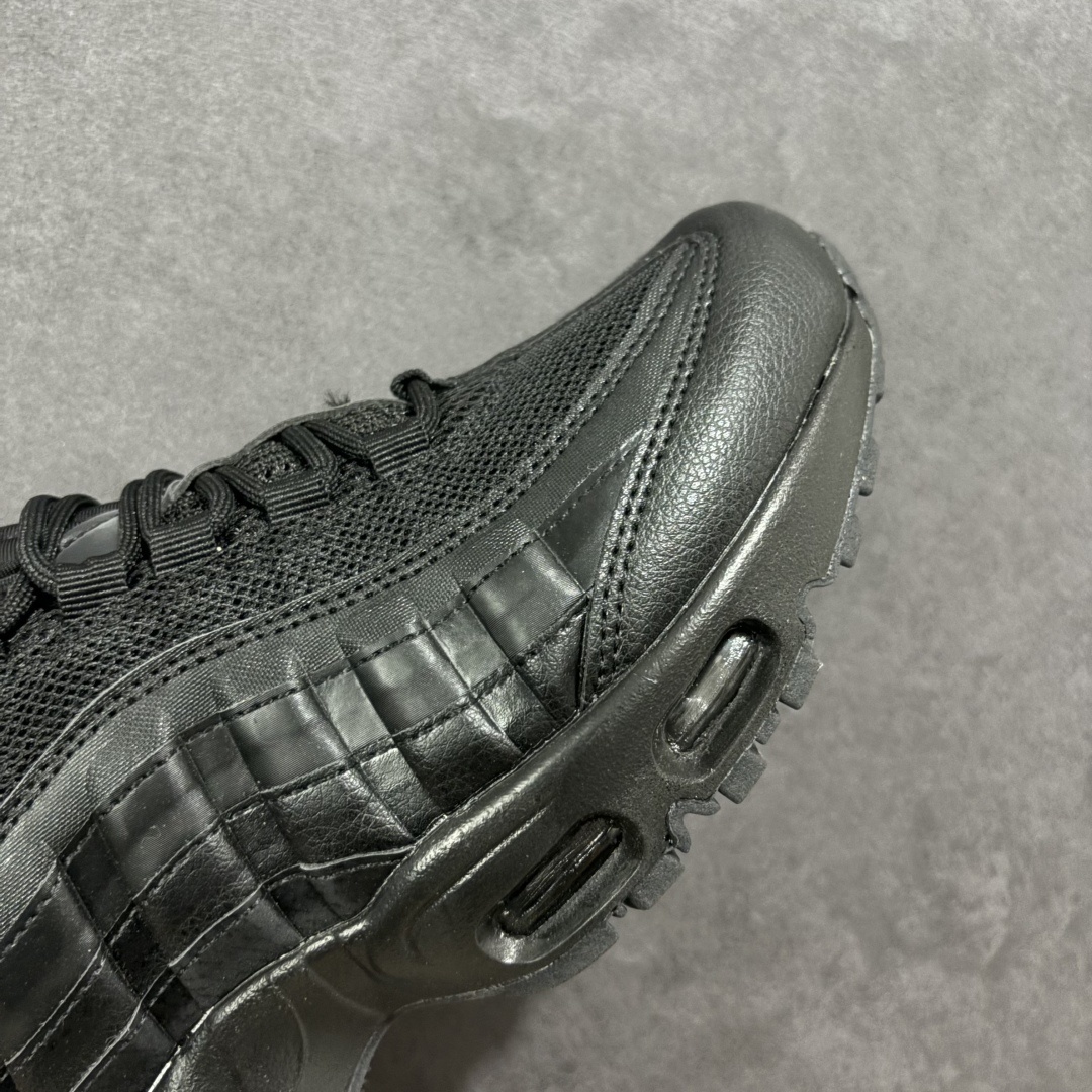Nike Sneakers SH528024