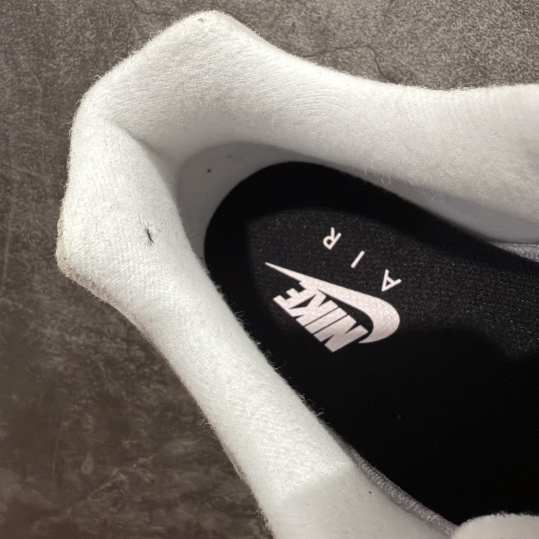Nike Sneakers SH528006