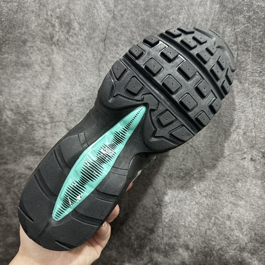 Nike Sneakers SH528031