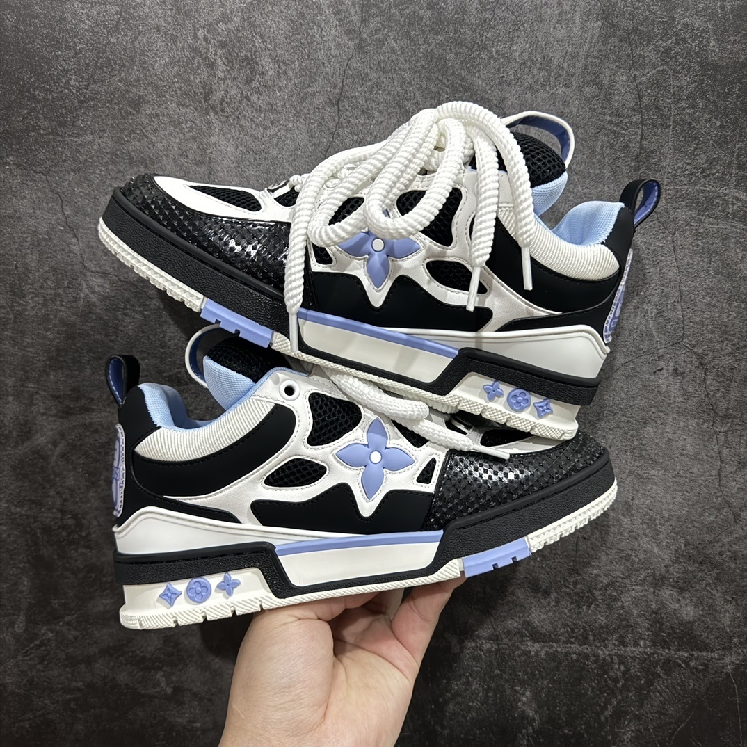 Louis Vuitton Sneakers SH528110