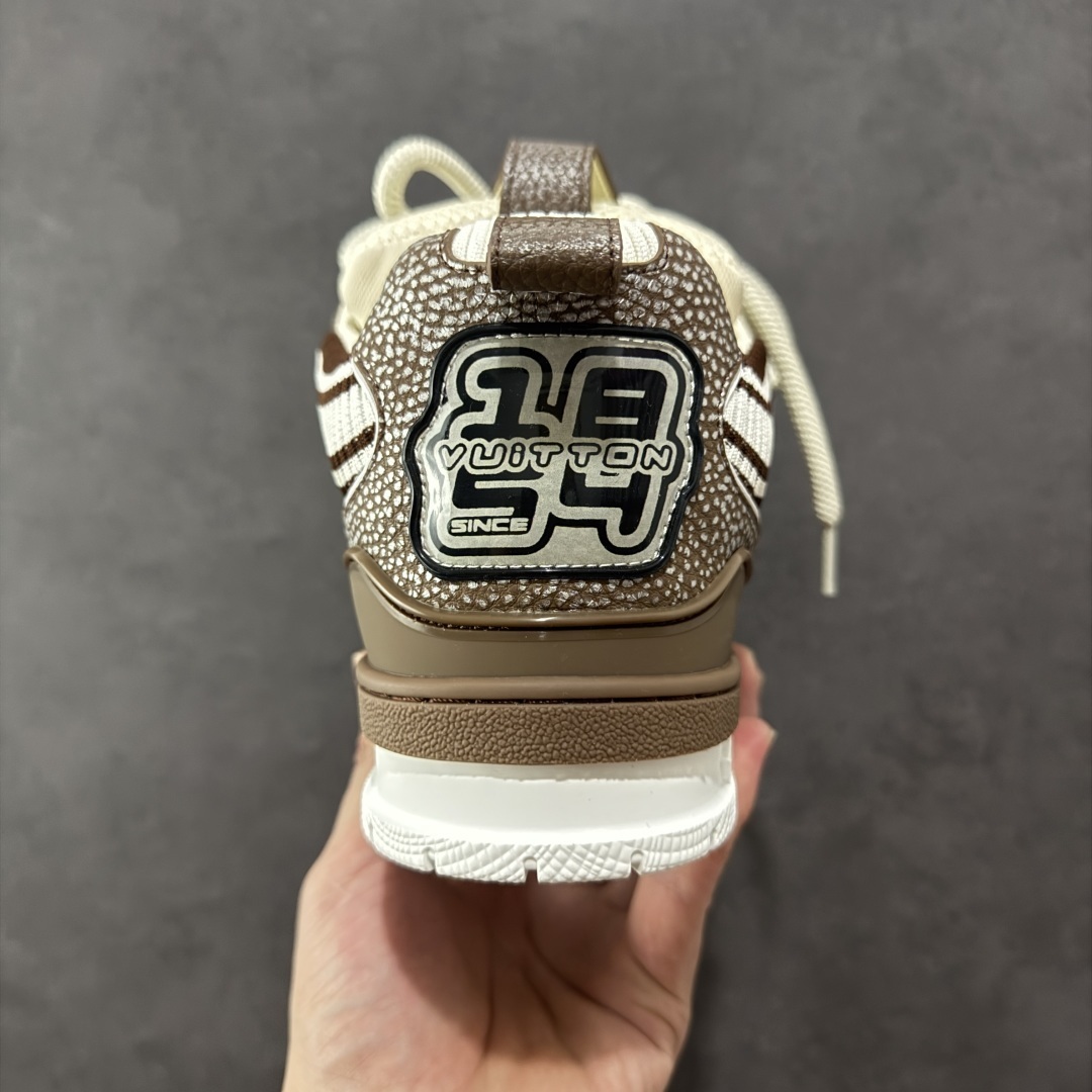 Louis Vuitton Sneakers SH528095