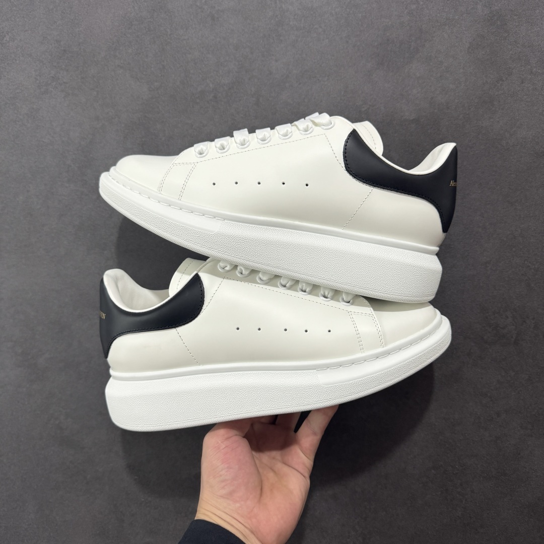 McQueen Sneakers SH528137