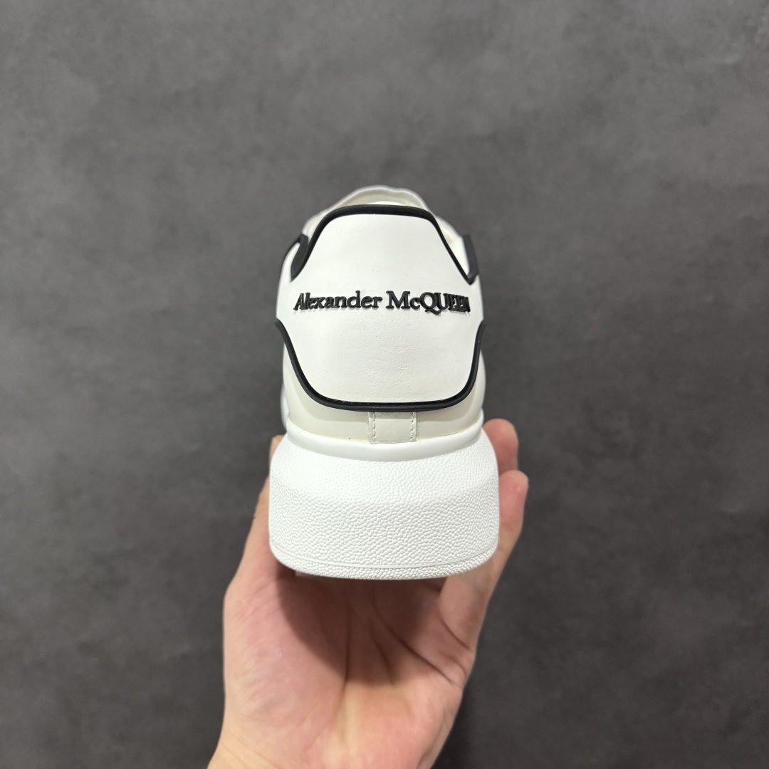 McQueen Sneakers SH528147