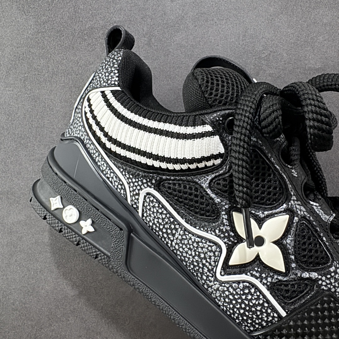 Louis Vuitton Sneakers SH528097