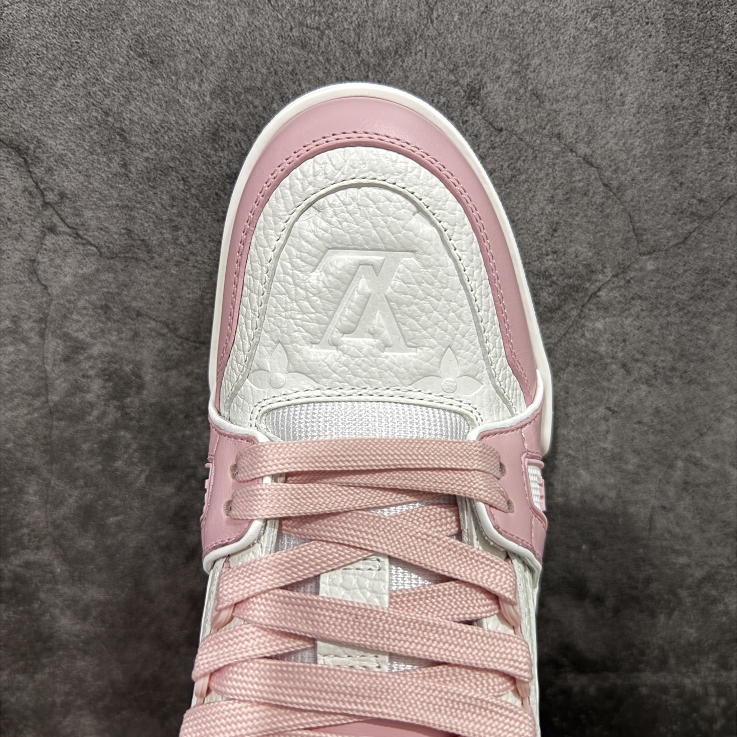 Louis Vuitton Sneakers T538005