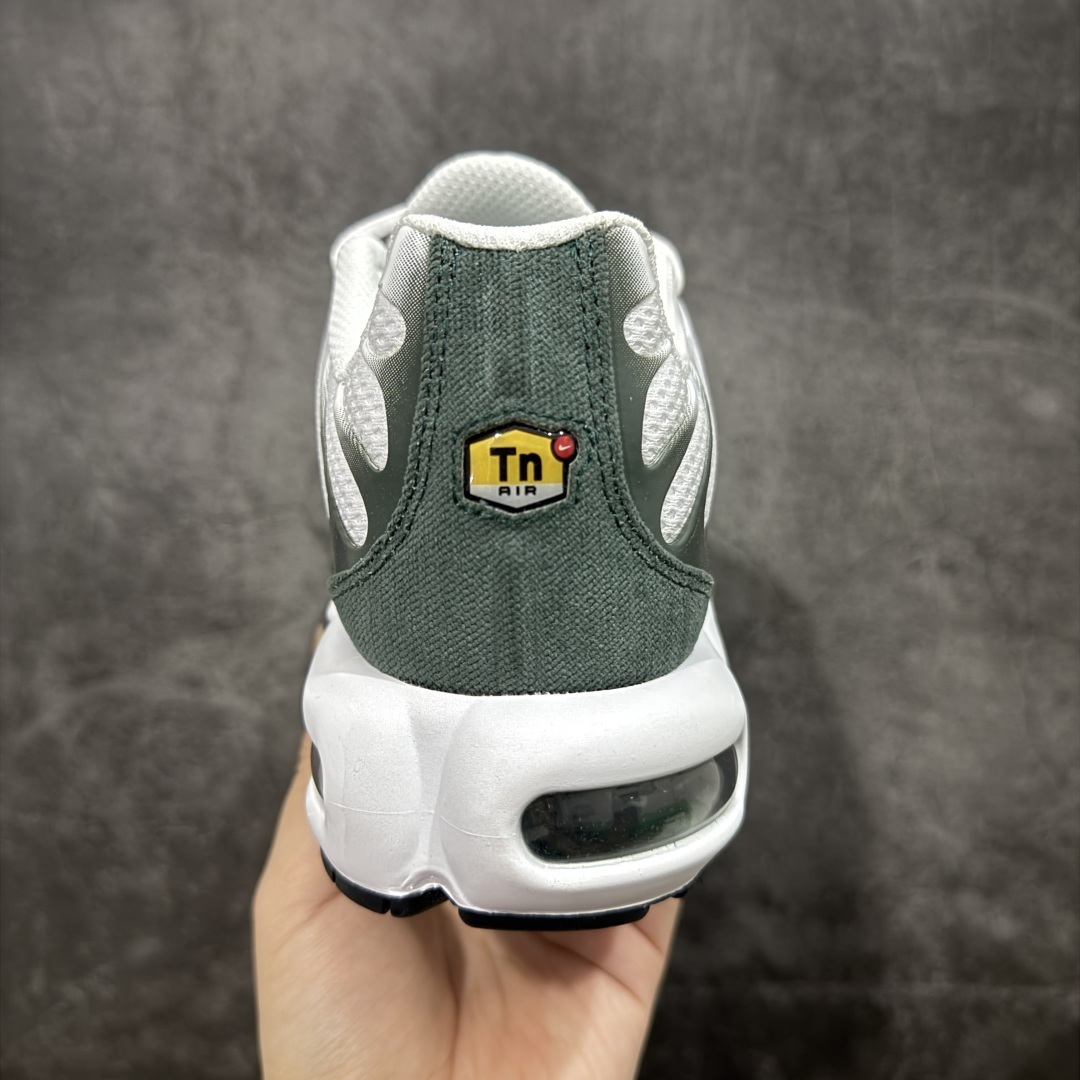 Nike Sneakers SH528121