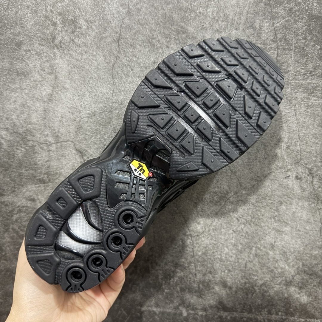 Nike Sneakers SH528125