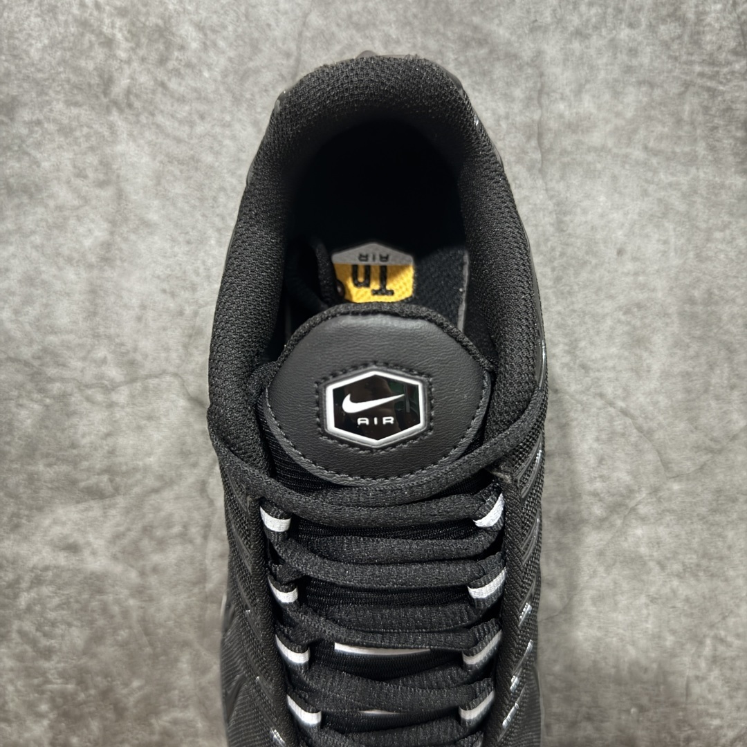 Nike Sneakers SH528122