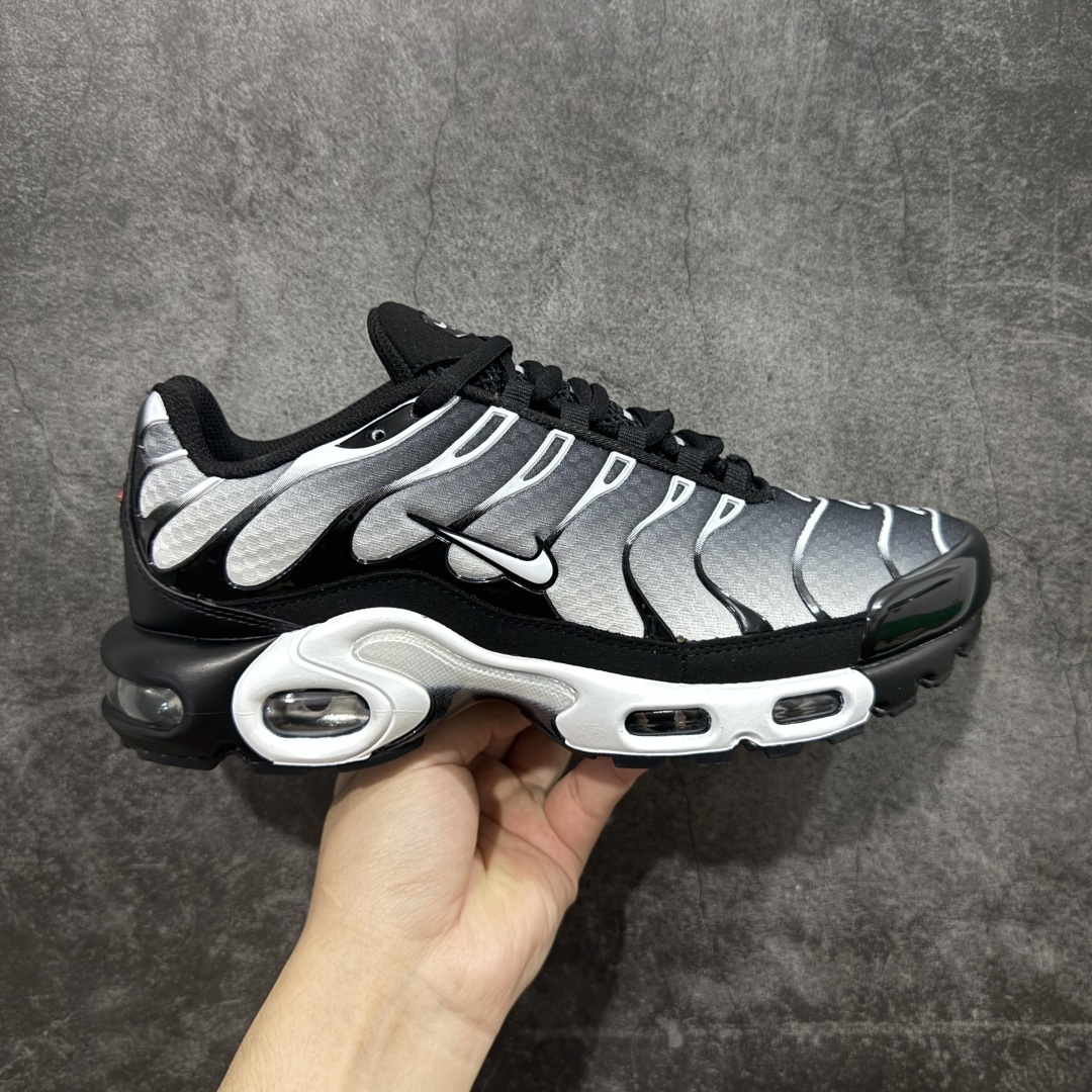 Nike Sneakers SH528126