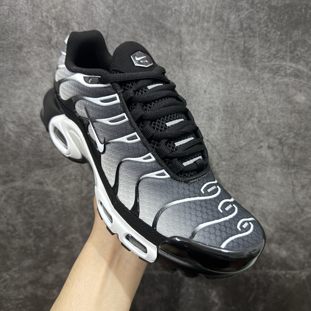 Nike Sneakers SH528126