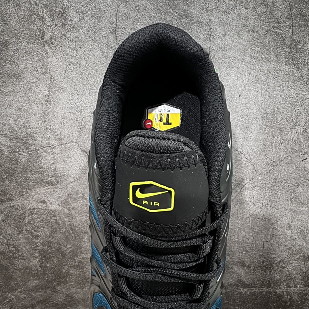 Nike Sneakers SH528127