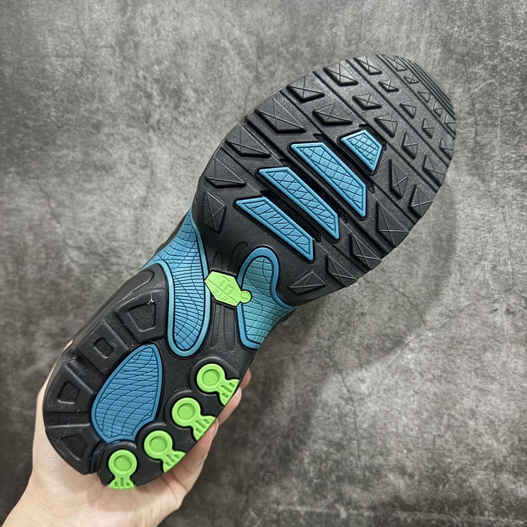 Nike Sneakers SH528127