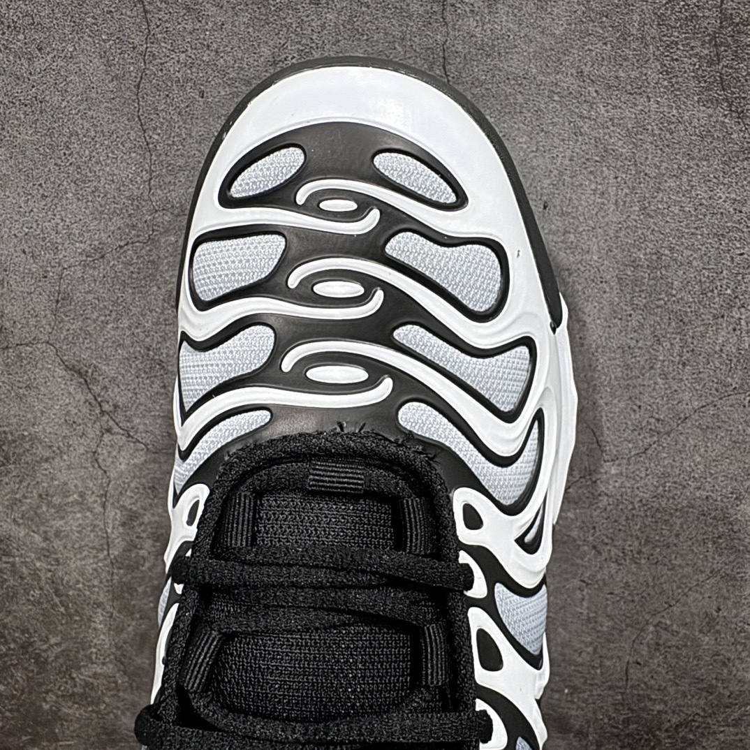 Nike Sneakers SH528128