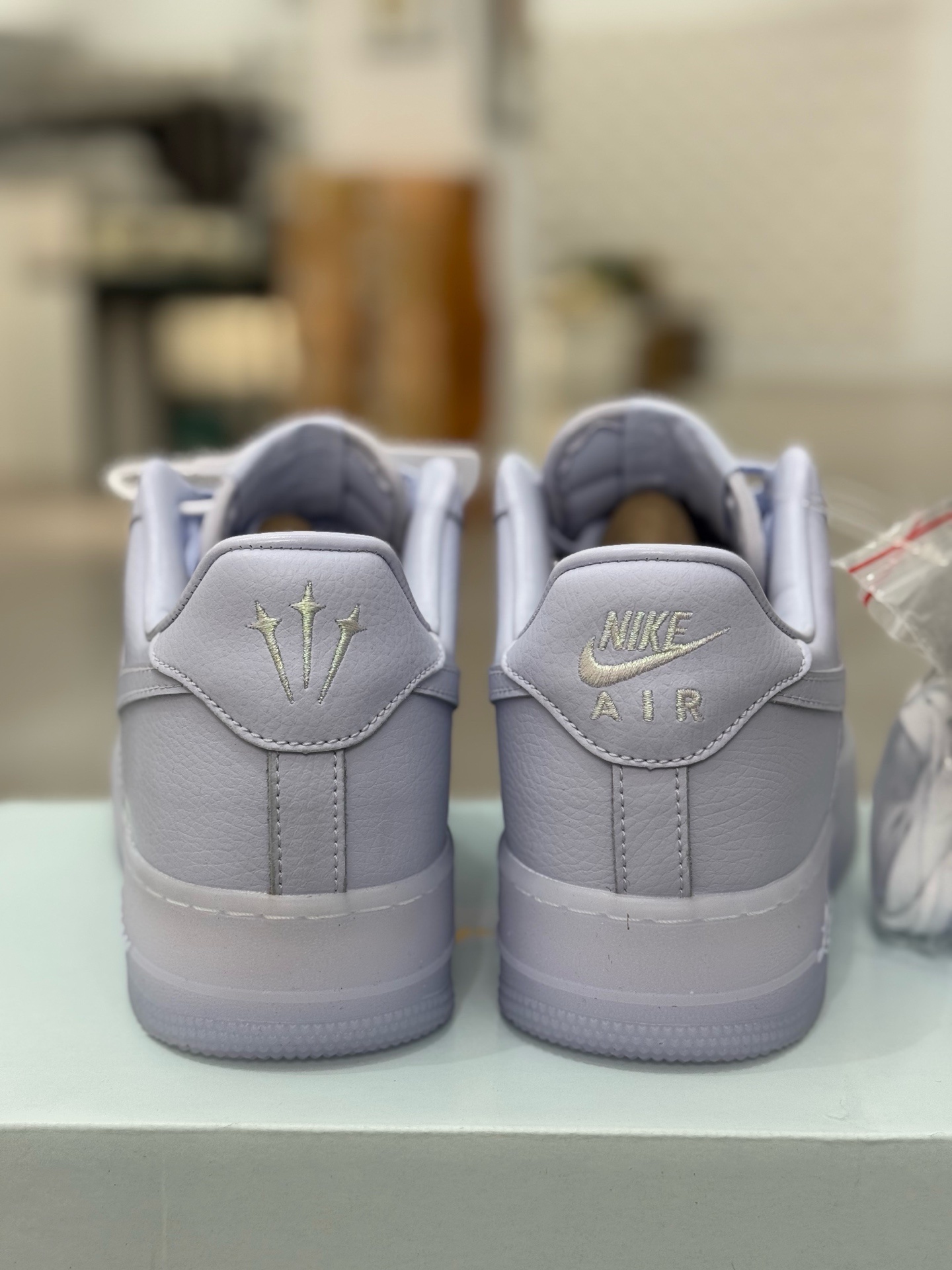 Nike Sneakers SH528002