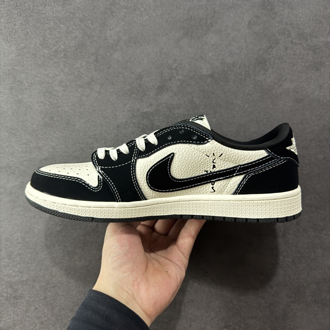 Jordan Sneakers SH528240