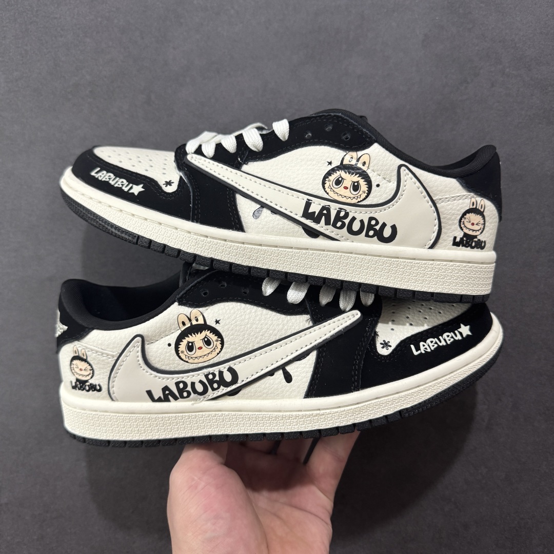 Jordan Sneakers SH528245