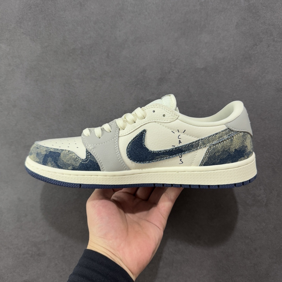 Jordan Sneakers SH528228